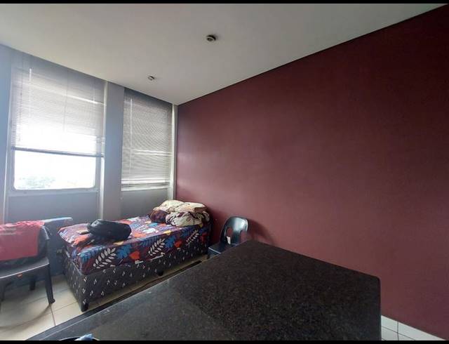 1 BEDROOM APARTMENT FOR SALE IN BRAAMFONTEIN